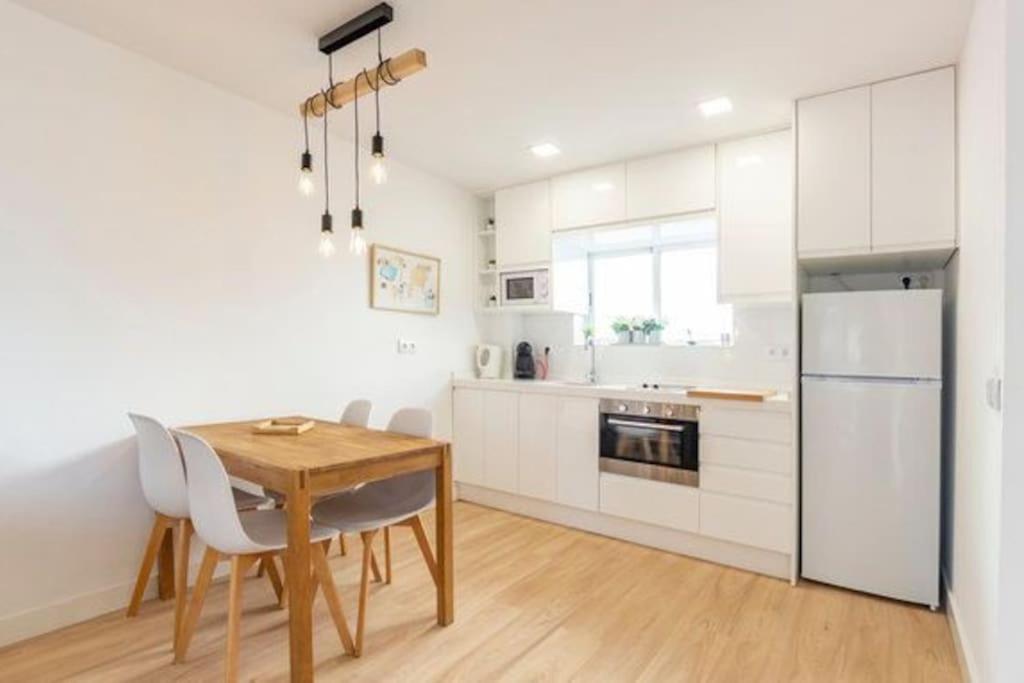 Playa Carihuela By Hdc Apartments Torremolinos Bagian luar foto